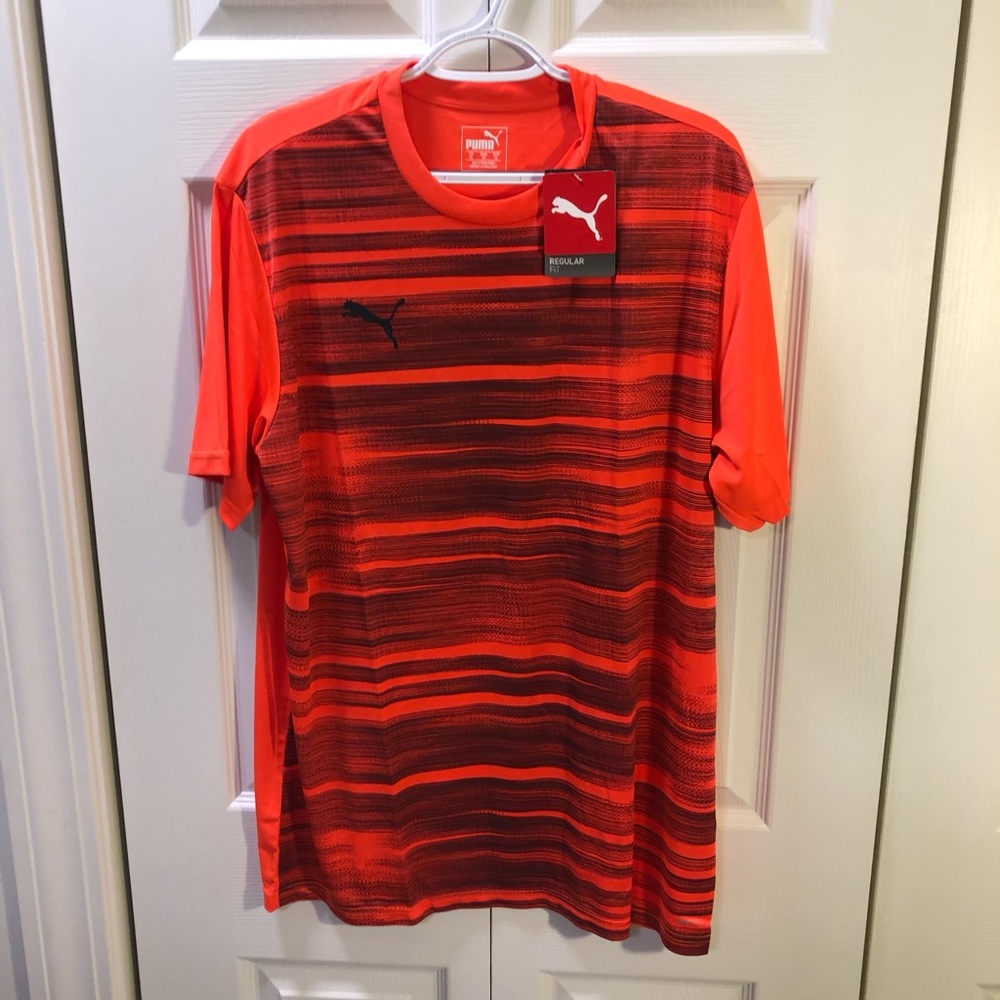 Puma ftblNXT soccer jersey. Size XL, NWT
